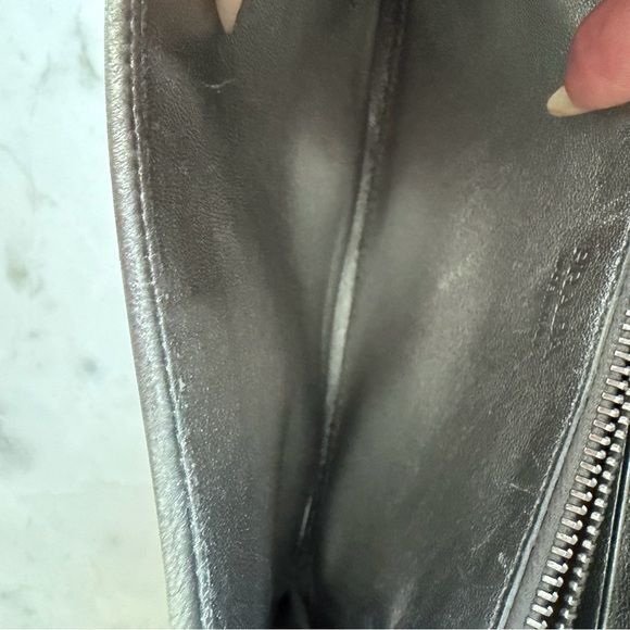 Prada Diagramme metallic long wallet - Picture 8 of 14